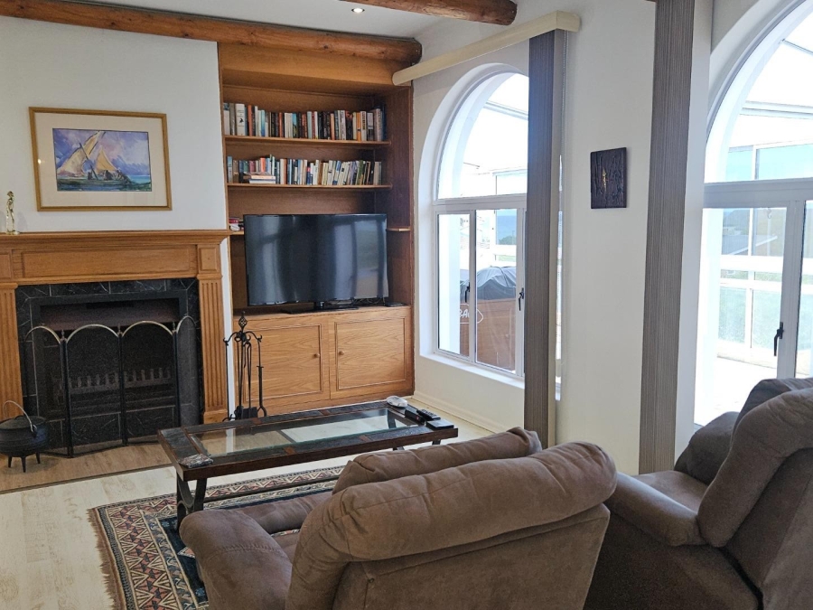 4 Bedroom Property for Sale in Pearly Beach Western Cape